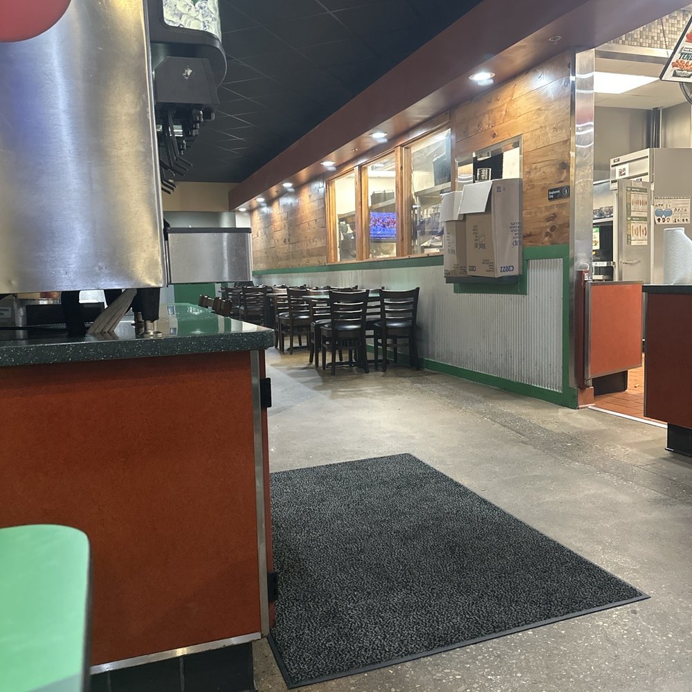 Wingstop - Spacious and clean dining area - Chicken Wings Near Me - Dayton, Ohio