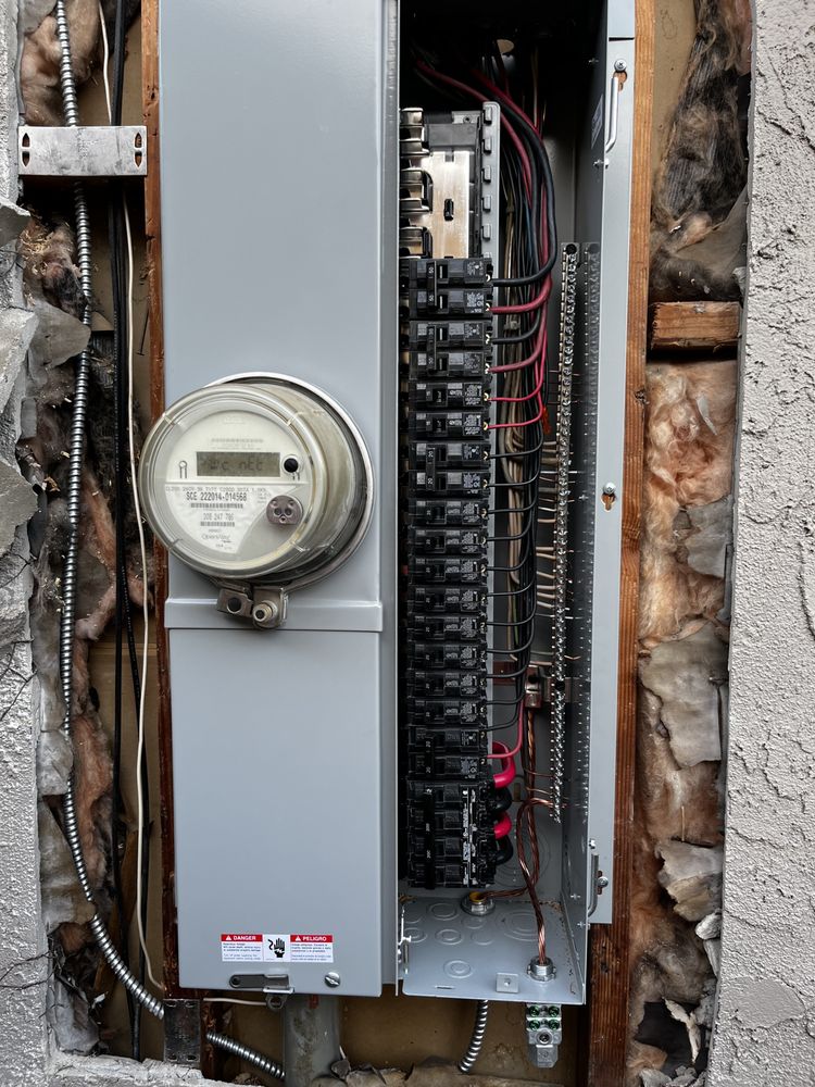 Slide of Lucid Electric