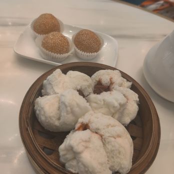 MingHin Cuisine - BBQ pork bun ($6.95). - Dim Sum Near Me - Chicago, Illinois MingHin Cuisine - BBQ pork bun ($6.95). - Dim Sum Near Me - Chicago, Illinois