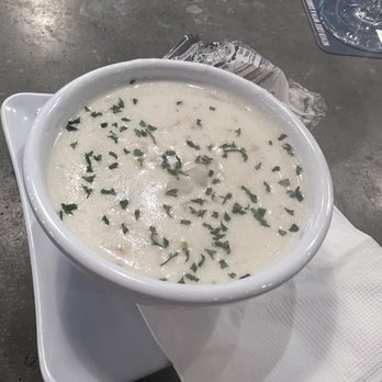 Sam Adams Brewhouse - Clam chowder - American Near Me - Manchester, New Hampshire Sam Adams Brewhouse - Clam chowder - American Near Me - Manchester, New Hampshire