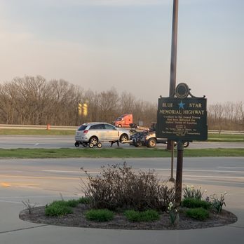 Reynolds Towing Service - Roadside Assistance Near Me - Urbana, Illinois