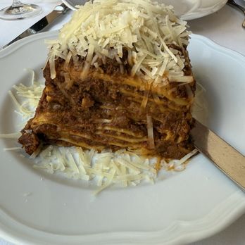 I Sodi - Lasagna a Sugo - Tuscan Near Me - New York, New York I Sodi - Lasagna a Sugo - Tuscan Near Me - New York, New York