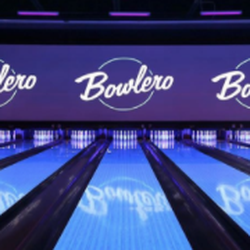 Bowlero Queens