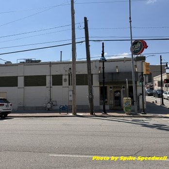Dilly Diner - Sandwiches Near Me - Tulsa, Oklahoma