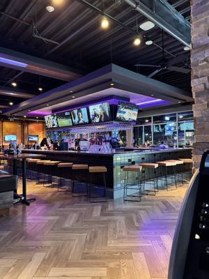 Topgolf Spring by null