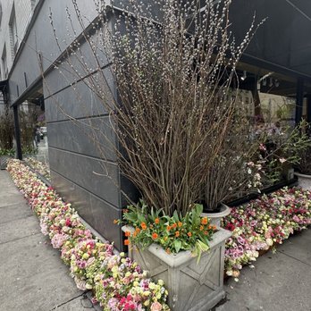 Seasons A Floral Design Studio - Mother's day weekend - Florists Near Me - New York, New York Seasons A Floral Design Studio - Mother's day weekend - Florists Near Me - New York, New York