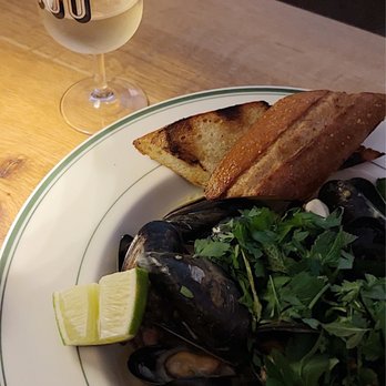 Coucou - mussels marinere - Cocktail Bars Near Me - Venice, California Coucou - mussels marinere - Cocktail Bars Near Me - Venice, California