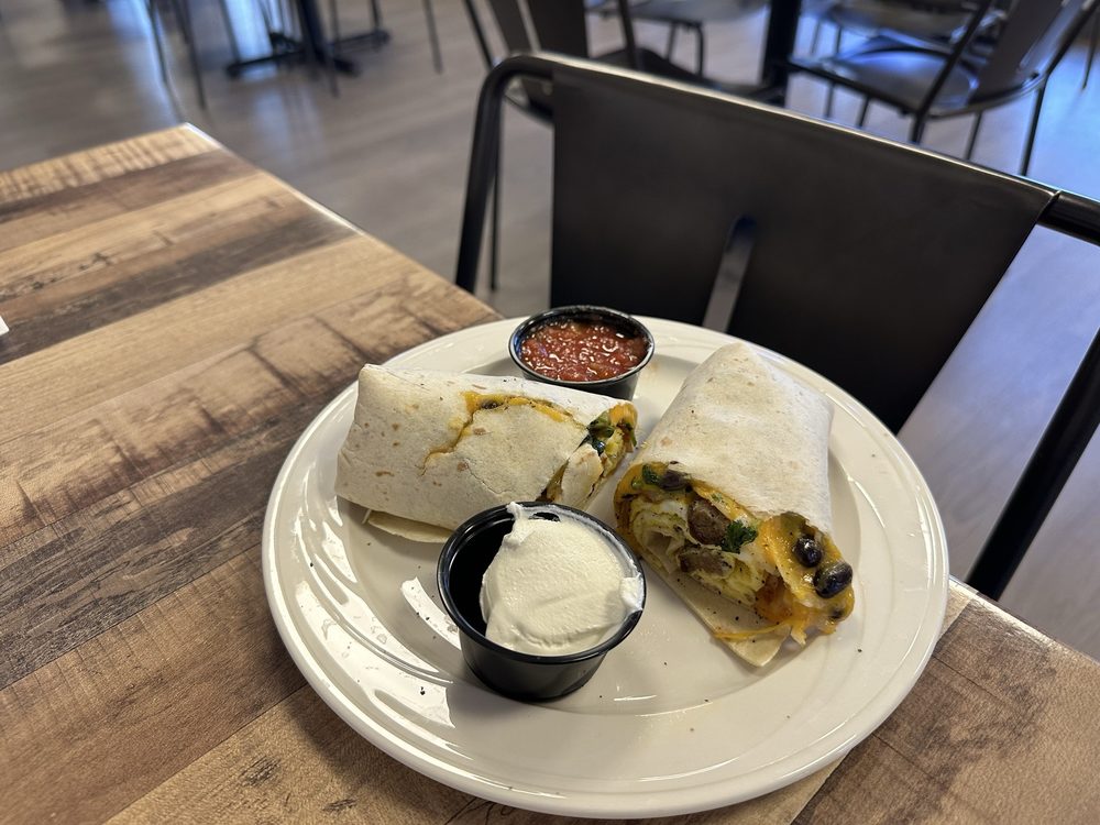 Food from Queen's Cafe