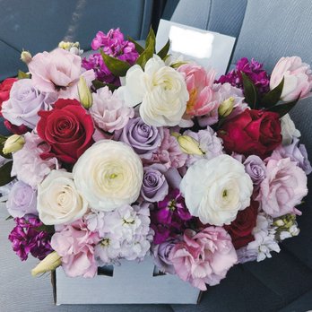 Le Fleur IV - Custom-made florals - Florists Near Me - Costa Mesa, California