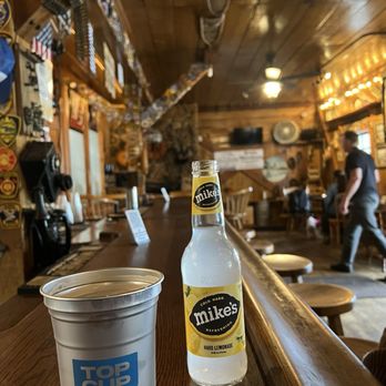 Big Bear Mountain Brewery - Pubs Near Me - Big Bear Lake, California Big Bear Mountain Brewery - Pubs Near Me - Big Bear Lake, California