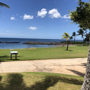 Ko'Olina Lagoon - Beautiful man made lagoon - Beaches Near Me - Kapolei, Hawaii