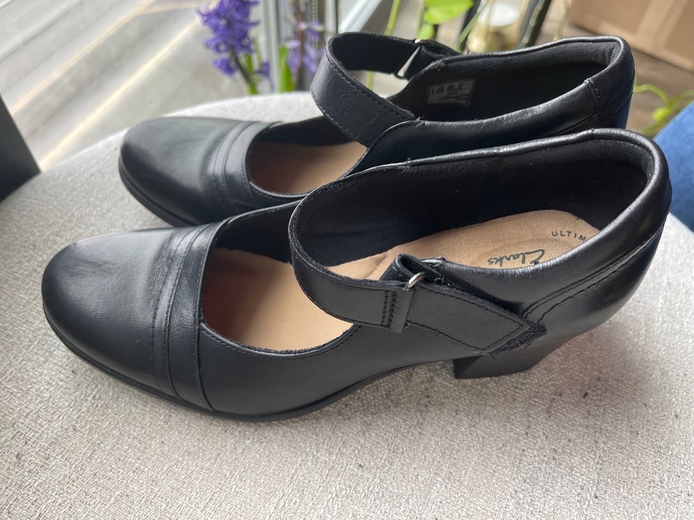 DSW DESIGNER SHOE WAREHOUSE Updated September 2024 97 Photos & 37 Reviews 7321 West Lake