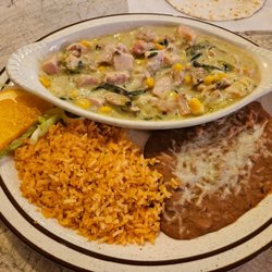 Casa Las Katarinas - Pollo en la Salsa Crema
