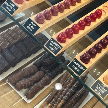 Winfield's Chocolate Bar - Desserts Near Me - Houston, Texas Winfield's Chocolate Bar - Desserts Near Me - Houston, Texas
