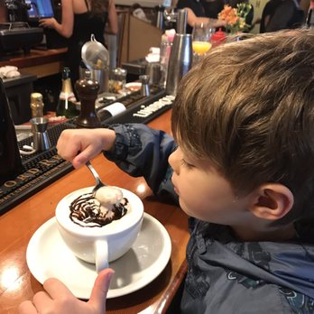 Heron Rock Bistro - Great hot chocolate ! - Breakfast & Brunch Near Me - Victoria, British Columbia