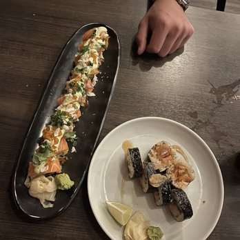 Sado - Sushi Bars Near Me - St. Louis, Missouri