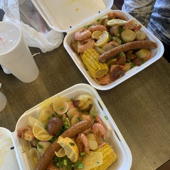 Mudbugs - At the Loop - 2. 2 lb. Medium Shrimp, 2 Corn, 4 Potato, 2 Sausage Link, Onion, Green Onion, Lemon - Seafood Markets Near Me - Mobile, Alabama