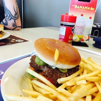 Steak ’n Shake - Yummy burgers! - Burgers Near Me - Sheridan, Colorado