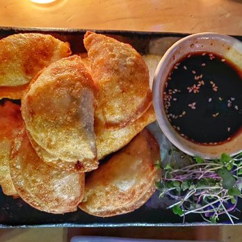 Danji - Crispy Vegetable Dumplings (7) - Korean Near Me - New York, New York