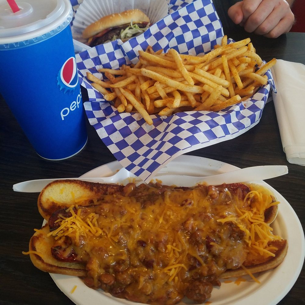Top Burger - Super super long chili dog with chili.. oh momma!! - Burgers Near Me - Camas, Washington Top Burger - Super super long chili dog with chili.. oh momma!! - Burgers Near Me - Camas, Washington