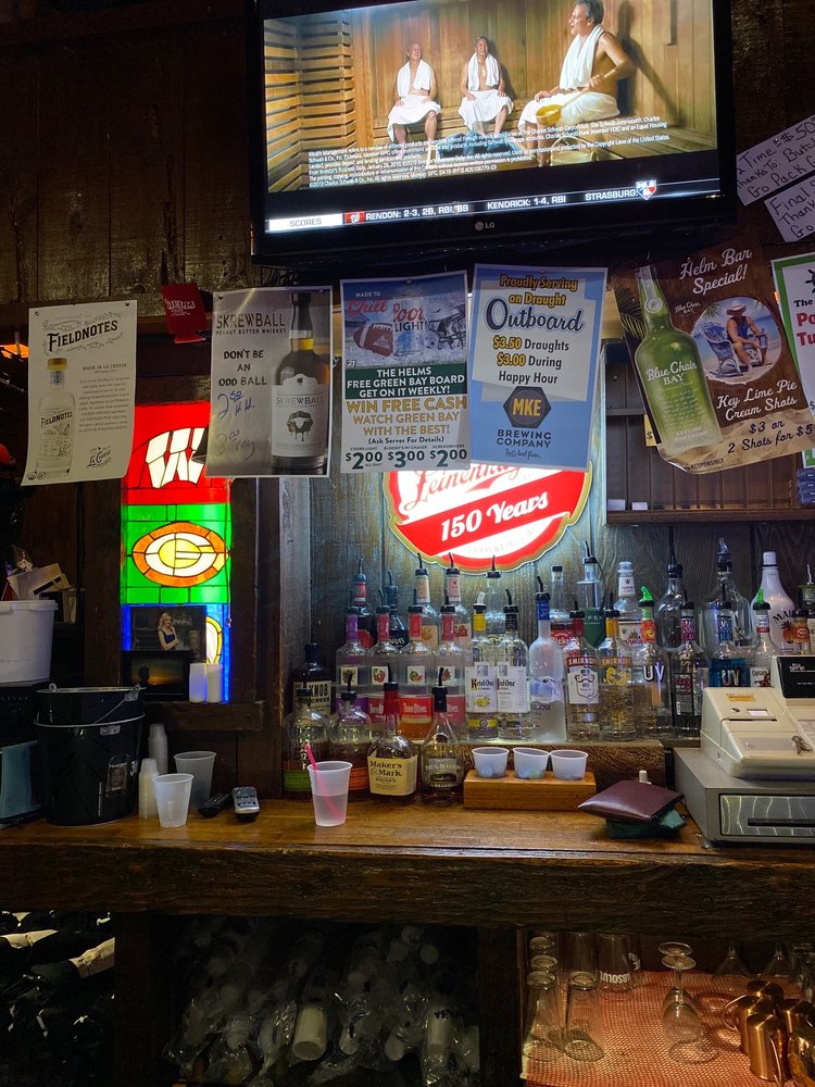 Helm Bar, La Crosse Roadtrippers