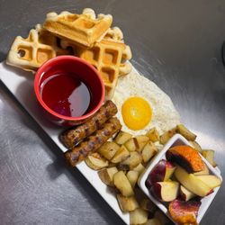 Breakfast platter