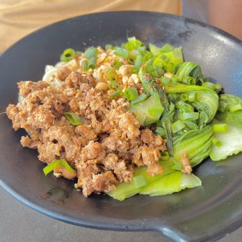Duckine - Dan Dan noodles - Chinese Near Me - Lahaina, Hawaii Duckine - Dan Dan noodles - Chinese Near Me - Lahaina, Hawaii