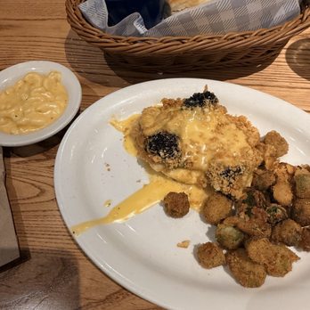 Cracker Barrel Old Country Store - Broccoli cheese chicken Wednesday special - Breakfast & Brunch Near Me - South Tulsa, Oklahoma Cracker Barrel Old Country Store - Broccoli cheese chicken Wednesday special - Breakfast & Brunch Near Me - South Tulsa, Oklahoma