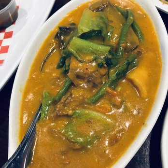 Hong Ning Restaurant - Kare Kare - Filipino Near Me - Carol Stream, Illinois