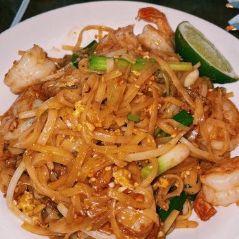 Little Thai Kitchen - Shrimp Pad Thai - Thai Near Me - Darien, Connecticut