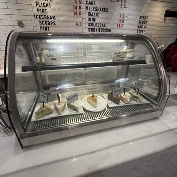Milk Dessert Bar - Desserts Near Me - Memphis, Tennessee