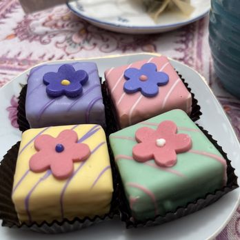 Lovey's Tea Shoppe - these were also very delicious - British Near Me - Pacifica, California