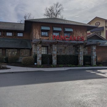 Flapjack's Pancake Cabin - Breakfast & Brunch Near Me - Gatlinburg, Tennessee