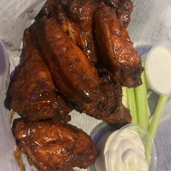 Ernst Cafe - Wings - Cajun/Creole Near Me - New Orleans, Louisiana