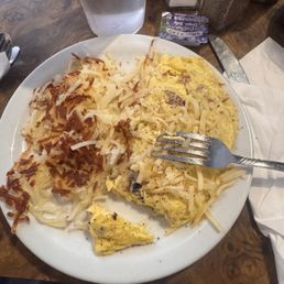 Half order bacon and cheese omelette came with 1 piece toast. Yummy Half order bacon and cheese omelette came with 1 piece toast. Yummy
