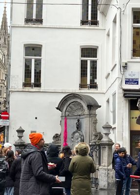 Manneken Pis by null
