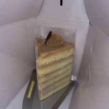 Paris Baguette - Cookie butter cake - Coffee & Tea Near Me - Garden Grove, California