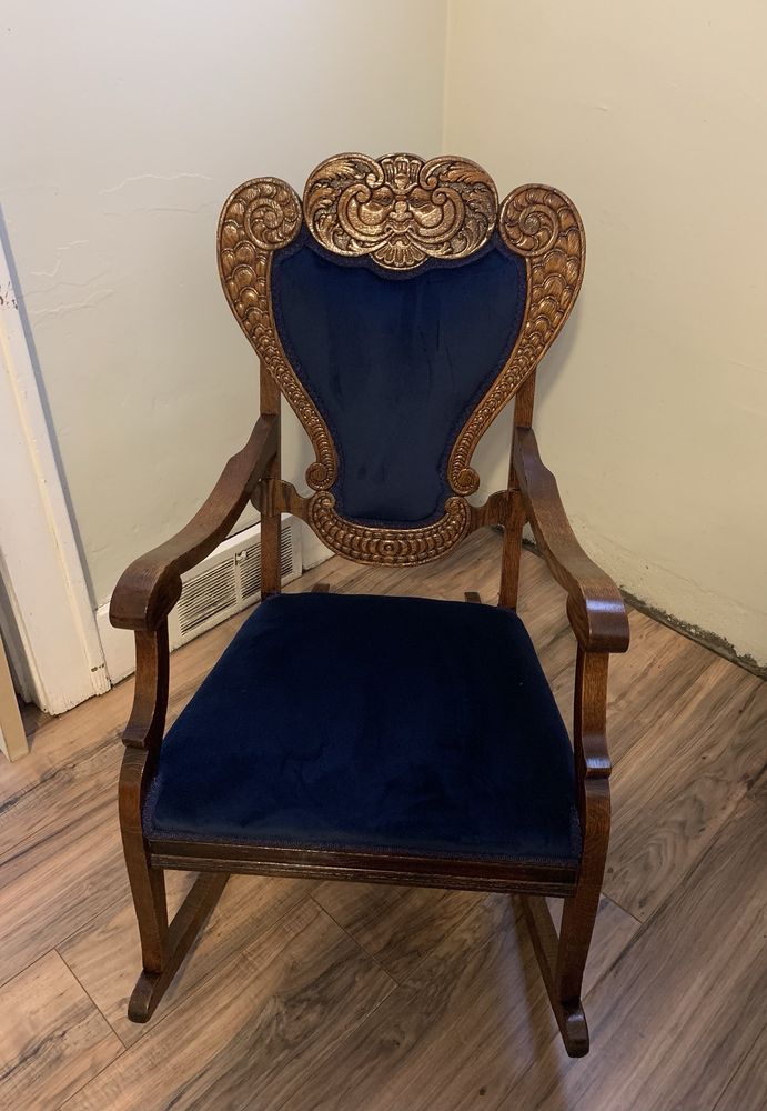 Bellas Upholstery - upholstery in Elizabeth, PA