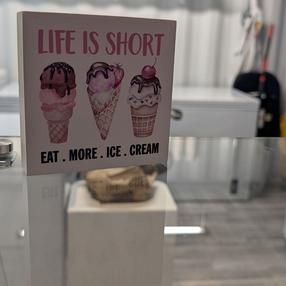 Scoopz Ice Cream - Ice Cream & Frozen Yogurt Near Me - Indianapolis, Indiana