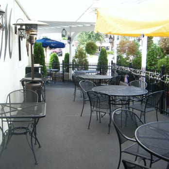 Marchetti's Restaurant - Really nice patio - Italian Near Me - Cranston, Rhode Island