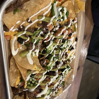 INC 82 Brewing - Carne asada nachos - Breweries Near Me - Dublin, California