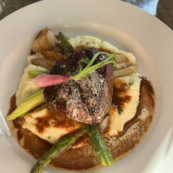Perch - Filet Mignon Au Poivre - Lounges Near Me - Los Angeles, California