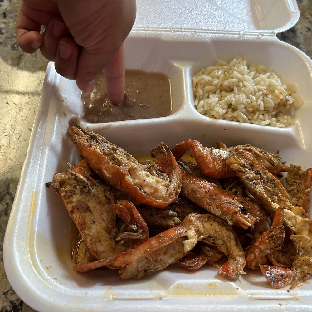 Ni ala mitad llegan los frijoles Ni ala mitad llegan los frijoles