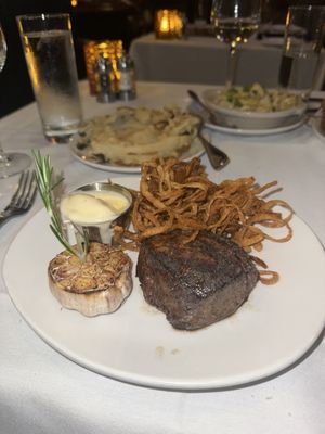 Ken Stewart's Grille by null