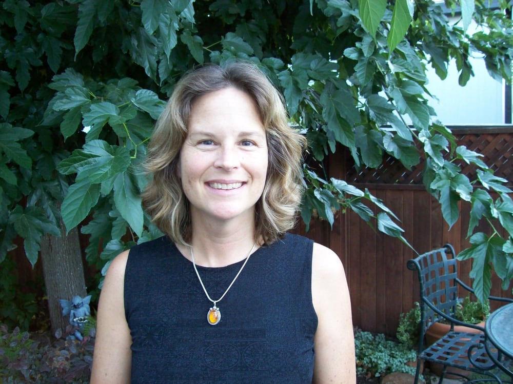 Patti Mills Logo