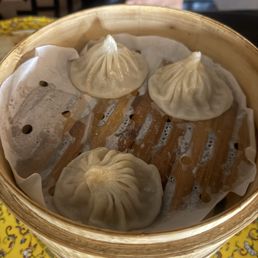 Soup dumplings