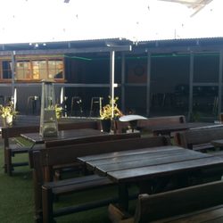 Clarendon Tavern - Beer Garden