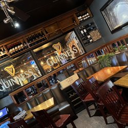 Sangrias Wine And Tapas Bar - Inside