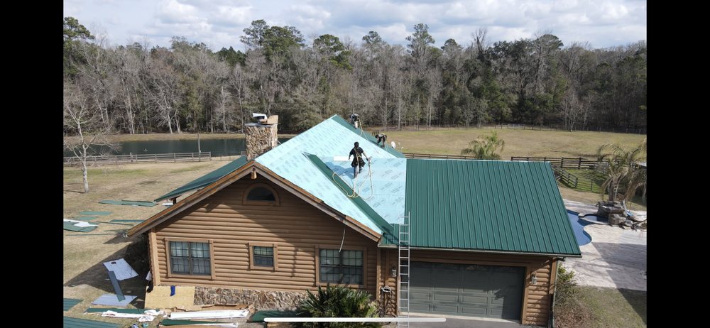 Slide of Lighthouse Roofing