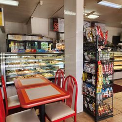 La Familia Bakery 2
